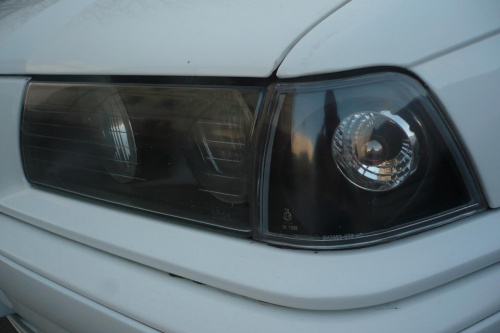 BMWklub.pl • Zobacz temat Przednie lampy E36 wiem