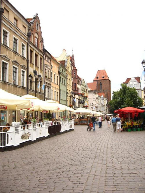 Rynek Staromiejski, widoczny kościół św.Janów #Toruń