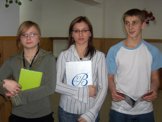 20 grudnia 2007 mieszkańcy internatu uczestniczyli w uroczystej kolacji wigilijnej. Wspólna modlitwa, dzielenie się opłatkiem, uroczysta kolacja i śpiewanie kolęd pozwoliła "rodzinie internackiej" na poczucie atmosfery zbliżających się Świąt