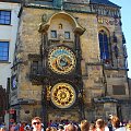 zegar Orłoj - Ratusz Saromiejski /kiedy powstawał ludzie wierzyli, że Ziemia stanowi centrum Wszechświata/ #Praga