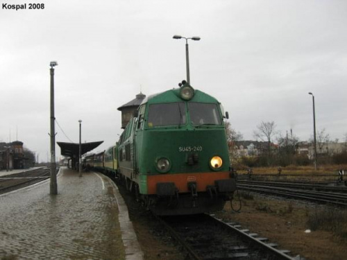 19.01.2008 SU45-240 z pociągiem pośpiesznym Kopernik do W-WA WSCH.