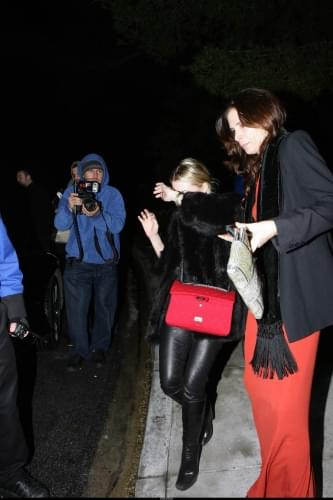 Ashley attends Benny Medinas house party to celebrate his 40th birthday-paparazzi styczeń 2007