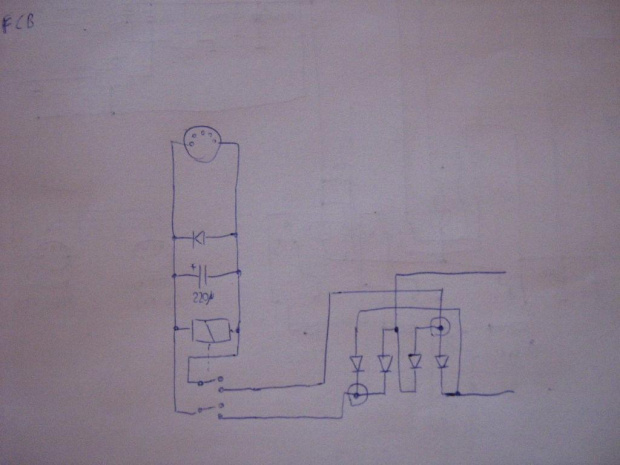 schemat układu przekaźnika w fcb (w kółeczku zaznaczono miejsca lutowania do płytek fcb)