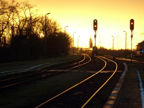 zachód słońca na kolei wschodniej