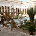 Yazd - muzeum khanatów (podziemnej kanalizacji wodnej budowanej od czasów Sasanidów - Yazd znajduje się na skraju pustyni)