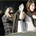 Ashley shopping at Costume National-paparazzi marzec 2008