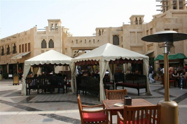 Souk Madinat Jumierah (bazar, knajpy i teatr w jednym) #Dubaj #Souk #MadinatJumierah