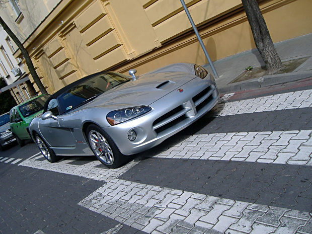 Dodge Viper SRT-10