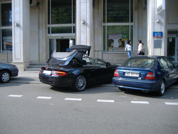 Aston Martin DB 9 Volante