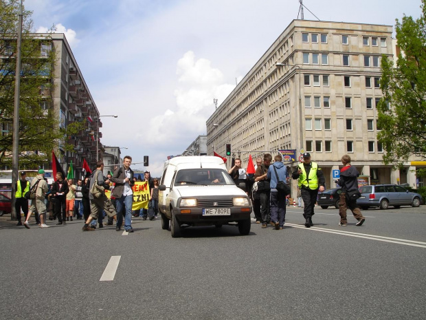 ;) #warszawa #demonstracja