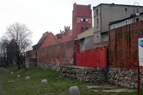 mury wokół miasta