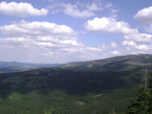 Panorama Kotliny Jeleniogórskiej z Hutniczego Grzbietu w Karkonoszach