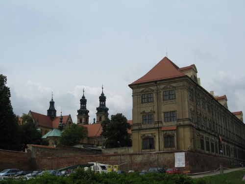 LUBIĄŻ Klasztor Cystersów