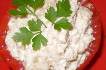 Chrzan z jabłkami.Przepisy na : http://www.kulinaria.foody.pl/ , http://www.kuron.com.pl/ i http://kulinaria.uwrocie.info #chrzan #jabłka #DodatkiDoIIDań #jedzenie #kulinaria #gotowanie #PrzepisyKulinarne