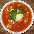 Zupa pomidorowa z selerem naciowym.Przepisy na : http://www.kulinaria.foody.pl/ , http://www.kuron.com.pl/ i http://kulinaria.uwrocie.info #zupa #seler #pomidorowa #jedzenie #obiad #gotowanie #kulinaria #PrzepisyKulinarne