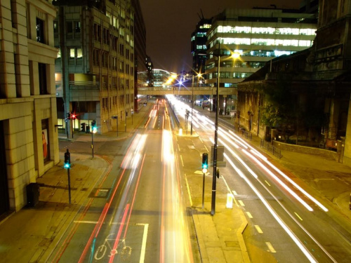 Londyn nocą #Londyn #LondynNocą #ulica #światła