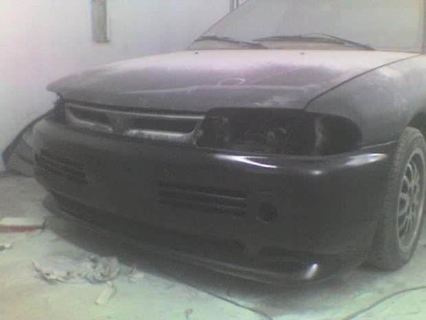 Lancer w trakcie renowacji