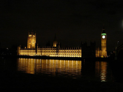 Nad Tamiza w blasku Nocy... #Londyn #Noc #Parlament #Tamiza #zegar #BigBen