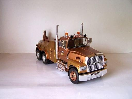 Ford LTL 9000 Wrecker