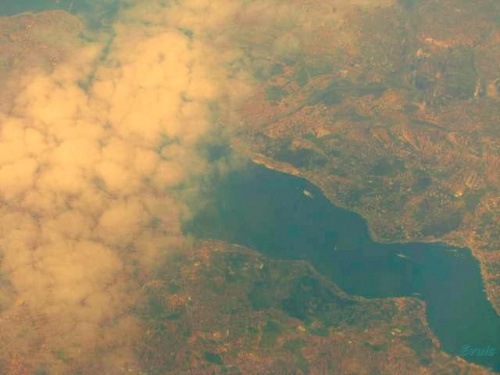 Dunaj z lotu ptaka #Dunaj #lot #chmury #widok
