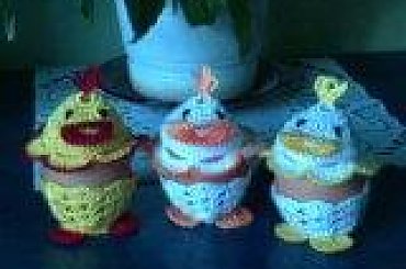 Zabawne kaczorki - ozdoba wielkanocnego stołu :) #SerwetkiSzydełkowe #szydełko #OzdobySzydełkowe