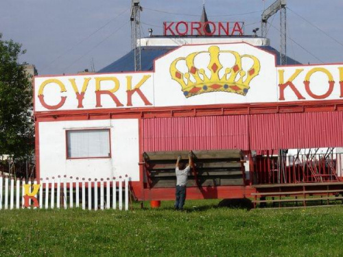 Cyrk Korona 2005 Zakaz kopiowania zdjęćzapraszamy na www.cyrk-fan.com #CyrkKorona