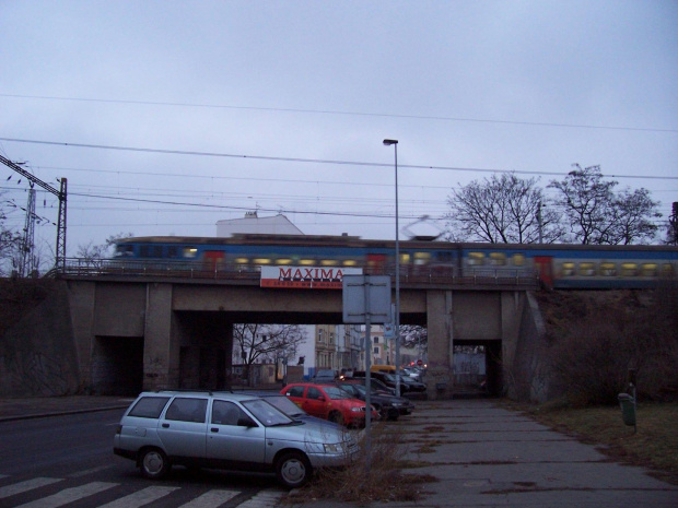 Lada a eleznice - abotlam a 2111 u elezničního mostu #kolej