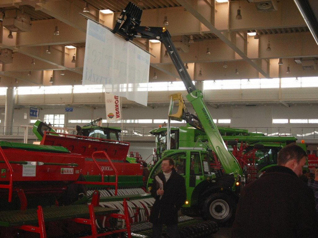 Ładowarka teleskopowa Deutz-Fahr Agrovector. #kombajn #traktor #rolnictwo #farmer #wystawa #Poznań