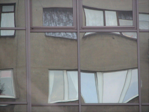 skrzywione okna #Łódź #okna #szyba #piotrkowska