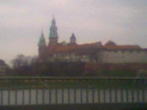 to Wawel w Krakowie :) pogoda była kijowa i dlatego takie zamazane wyszly zdjecia :(