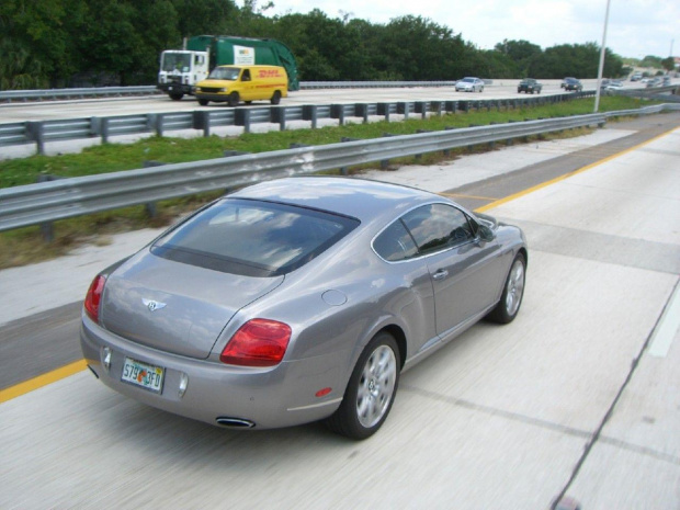 Bentley GT