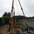 jest woda, podobno na 26 m