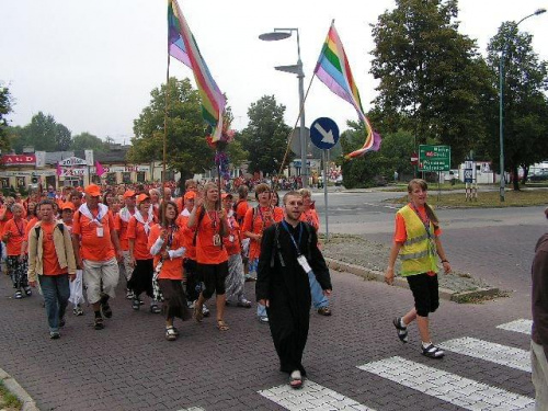 Pielgrzymka piesza Grupa Teczowa A. D. 2007. 29 lipca - 12 sierpnia z Kostrzyna nad Odrą na Jasną Górę. Tegoroczna liczyła 96 uczestników i znów przeszła ponad 440 kilometrów... #PielgrzymkaWakcje