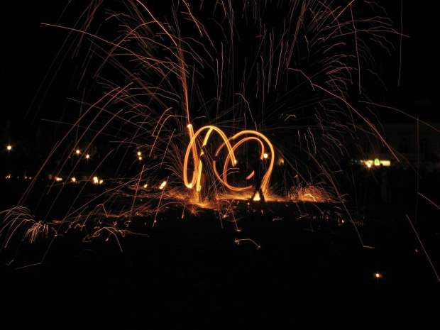 07 fireshow_070819