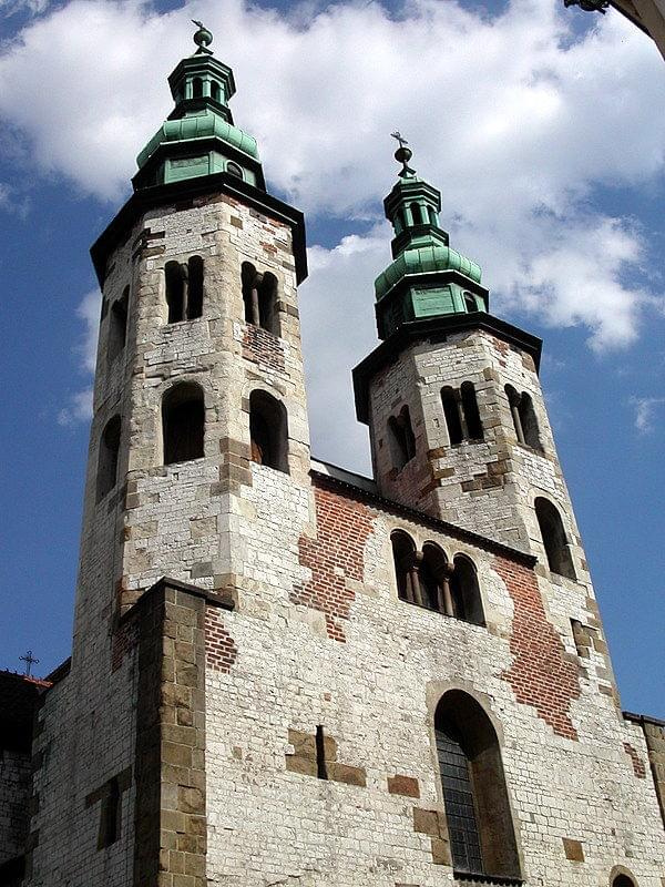 kościół św. Andrzeja (najlepiej zachowana romańska świątynia Krakowa, powstał w latach 1079-1098)