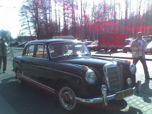 #Mercedes220S